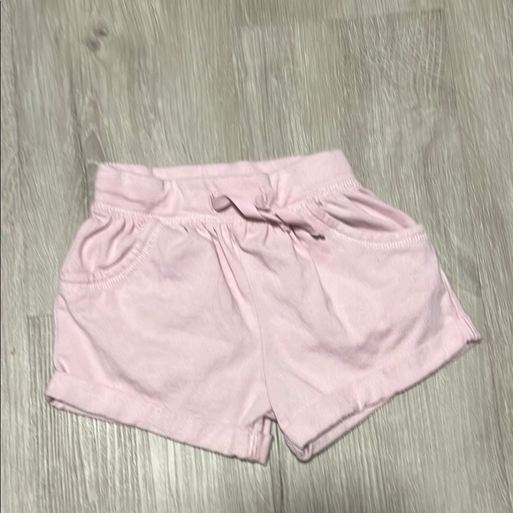 4/$30 Old Navy Light Pink Shorts 2T - Picture 1 of 1